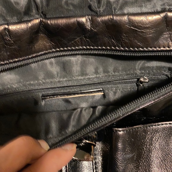 DANIER Patent Leather Metallic Crossbody Bag - Picture 9 of 12